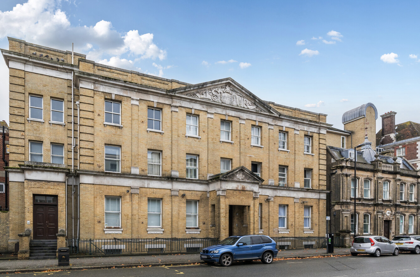 Canute Road, Ocean Village, Southampton, Hampshire, SO14 Canute Road, Ocean Village, Southampton, Hampshire, SO14 - Charters