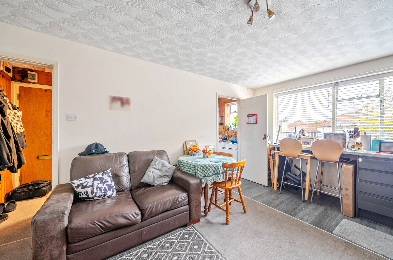 Welbeck Avenue, Southampton, Hampshire, SO17 Welbeck Avenue, Southampton, Hampshire, SO17 - Charters