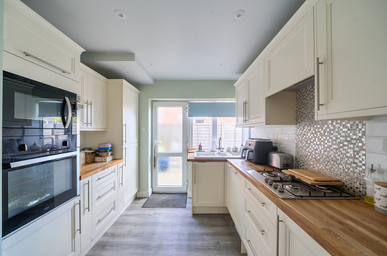 Brookwood Road, Millbrook, Southampton, Hampshire, SO16