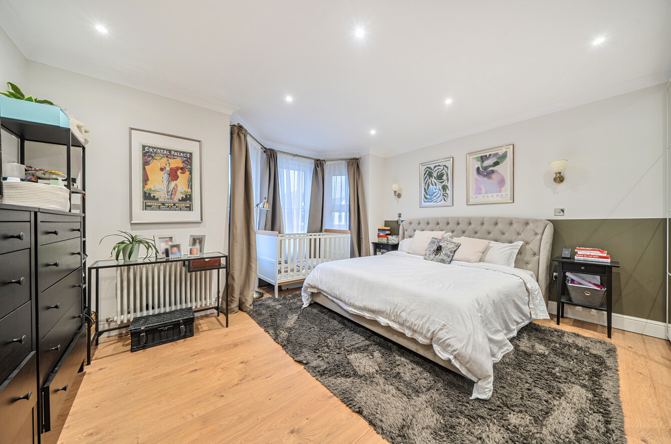 Norfolk Road, Shirley, Southampton, Hampshire, SO15 Norfolk Road, Shirley, Southampton, Hampshire, SO15 - Charters