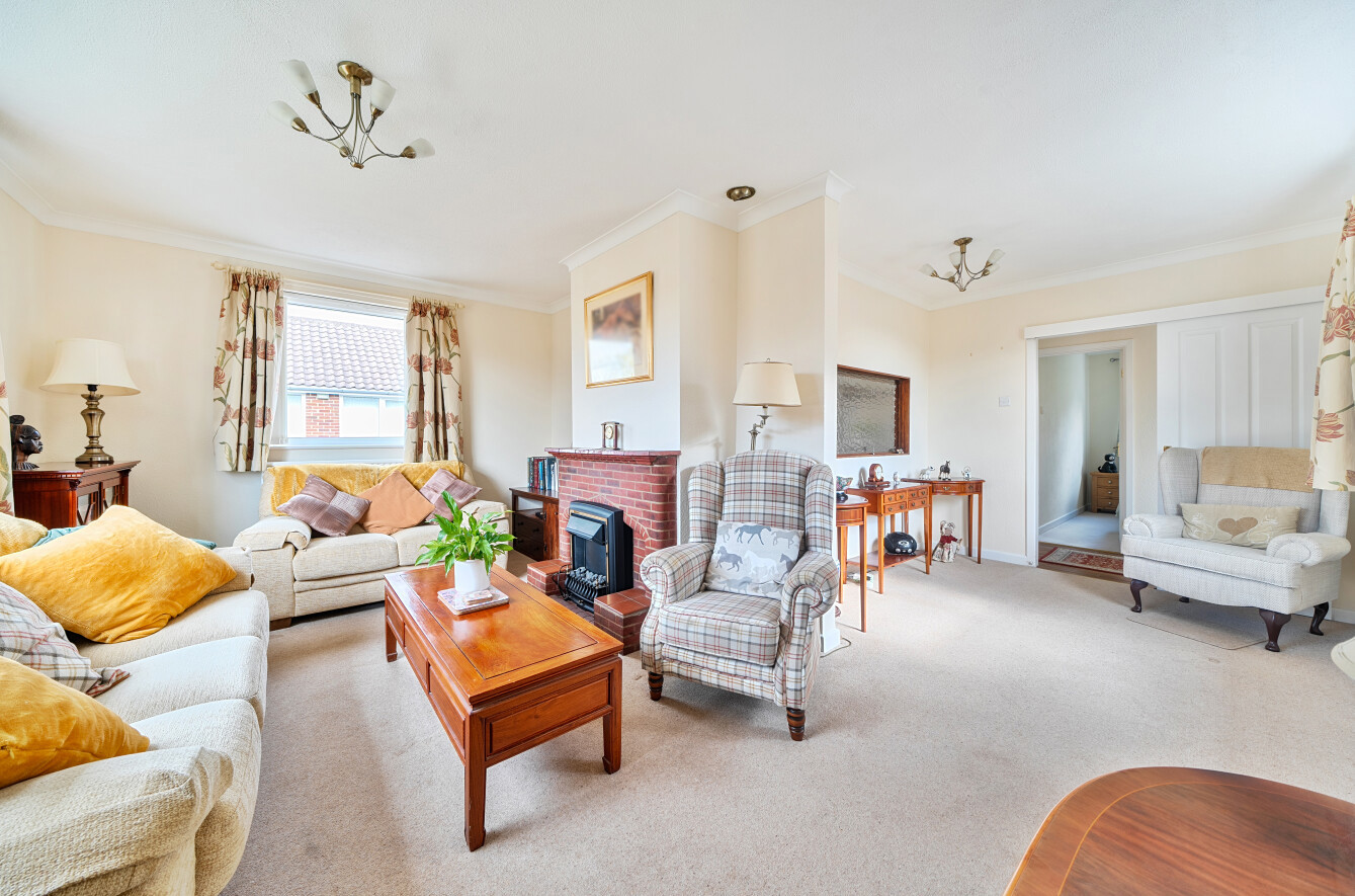 Bassett Green Close, Bassett, Southampton, Hampshire, SO16