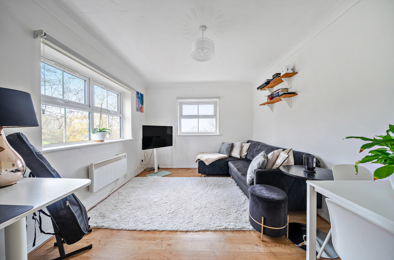 Chelveston Crescent, Aldermoor, Southampton, Hampshire, SO16 - Charters