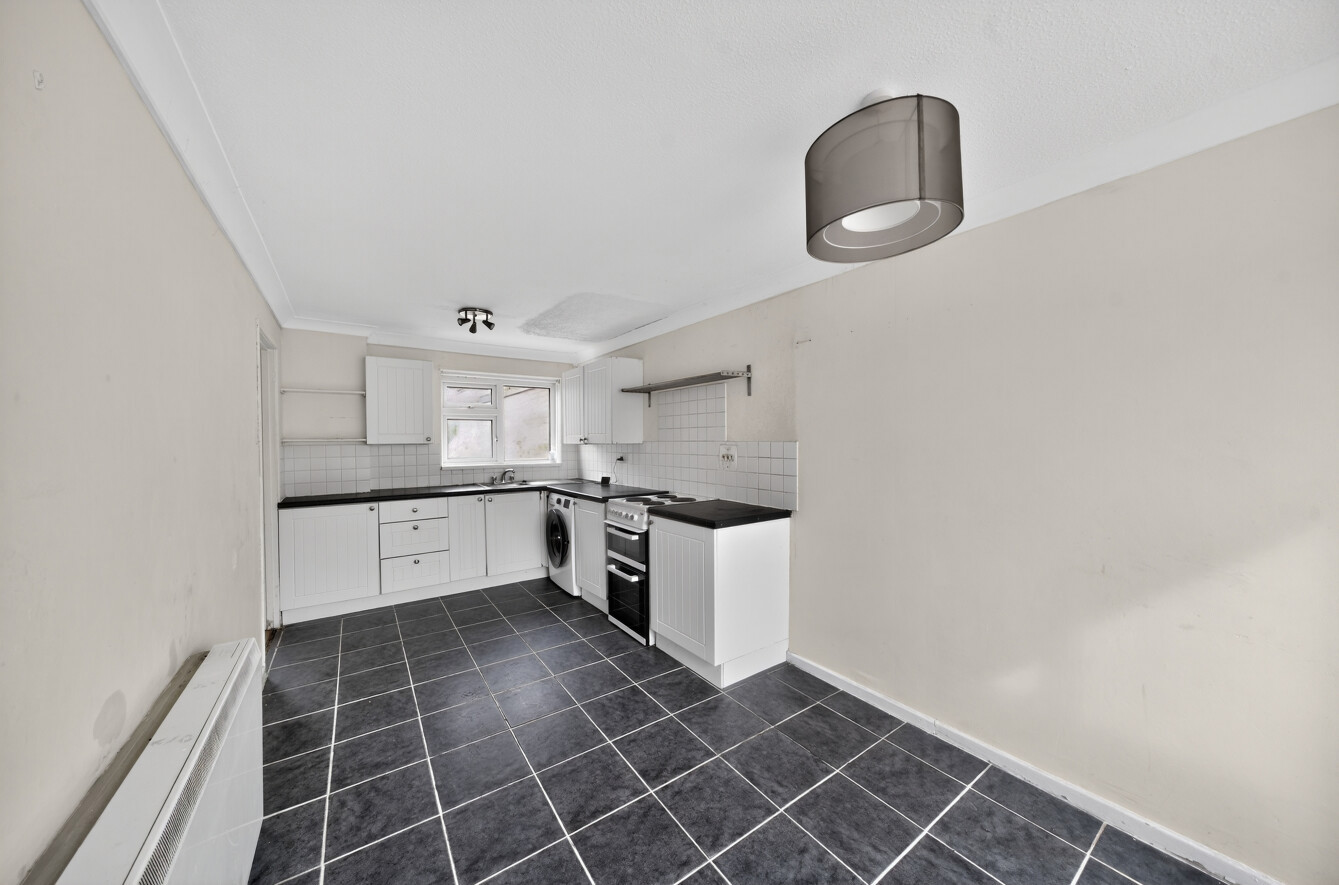 Bonchurch Close, Bassett Green, Southampton, Hampshire, SO16