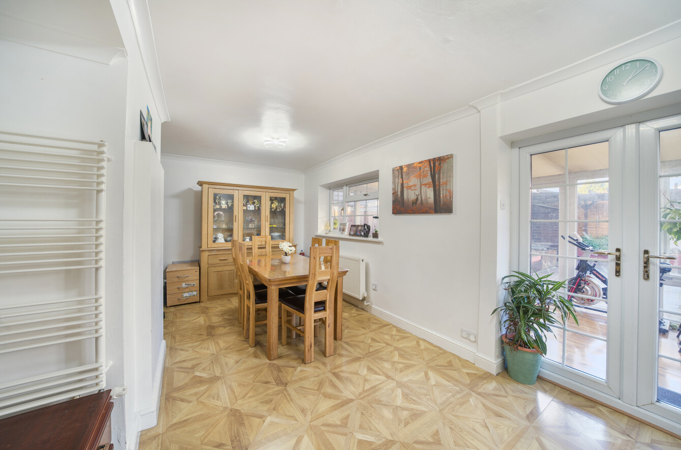 Pennine Road, Millbrook, Southampton, Hampshire, SO16 Pennine Road, Millbrook, Southampton, Hampshire, SO16 - Charters