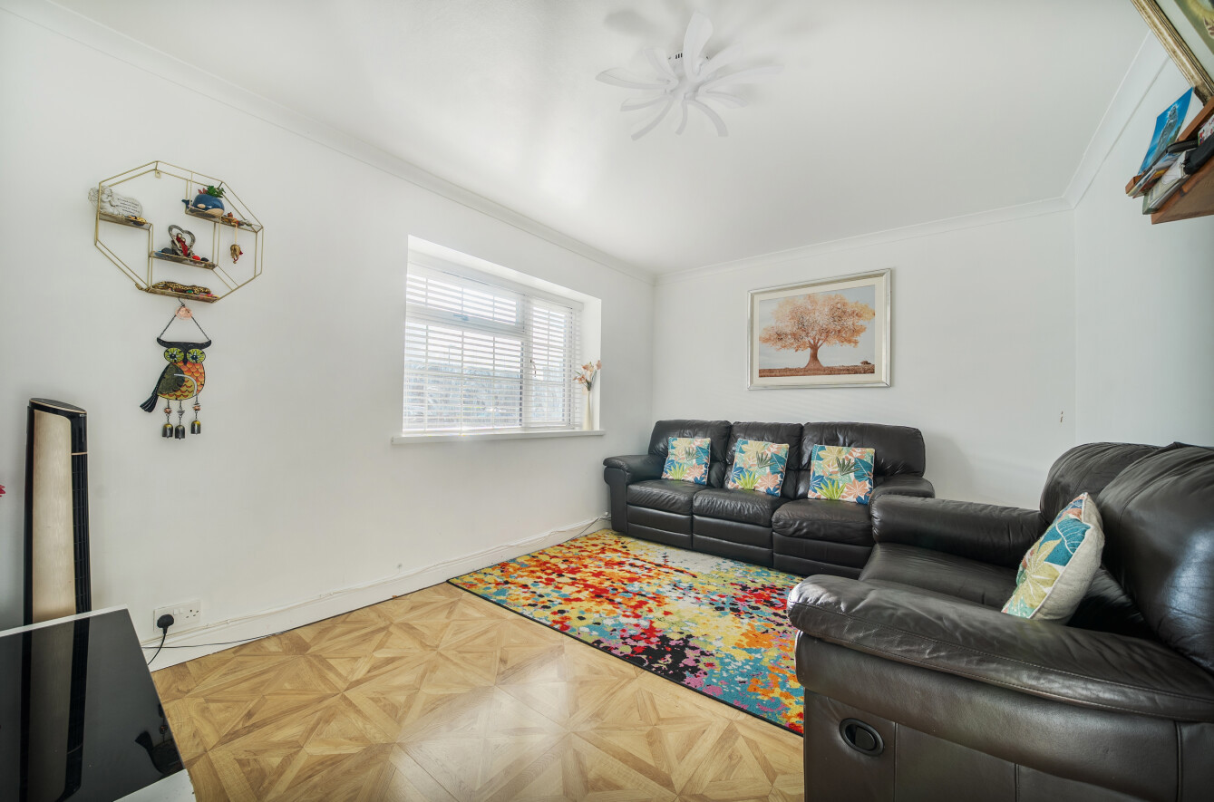 Pennine Road, Millbrook, Southampton, Hampshire, SO16 Pennine Road, Millbrook, Southampton, Hampshire, SO16 - Charters