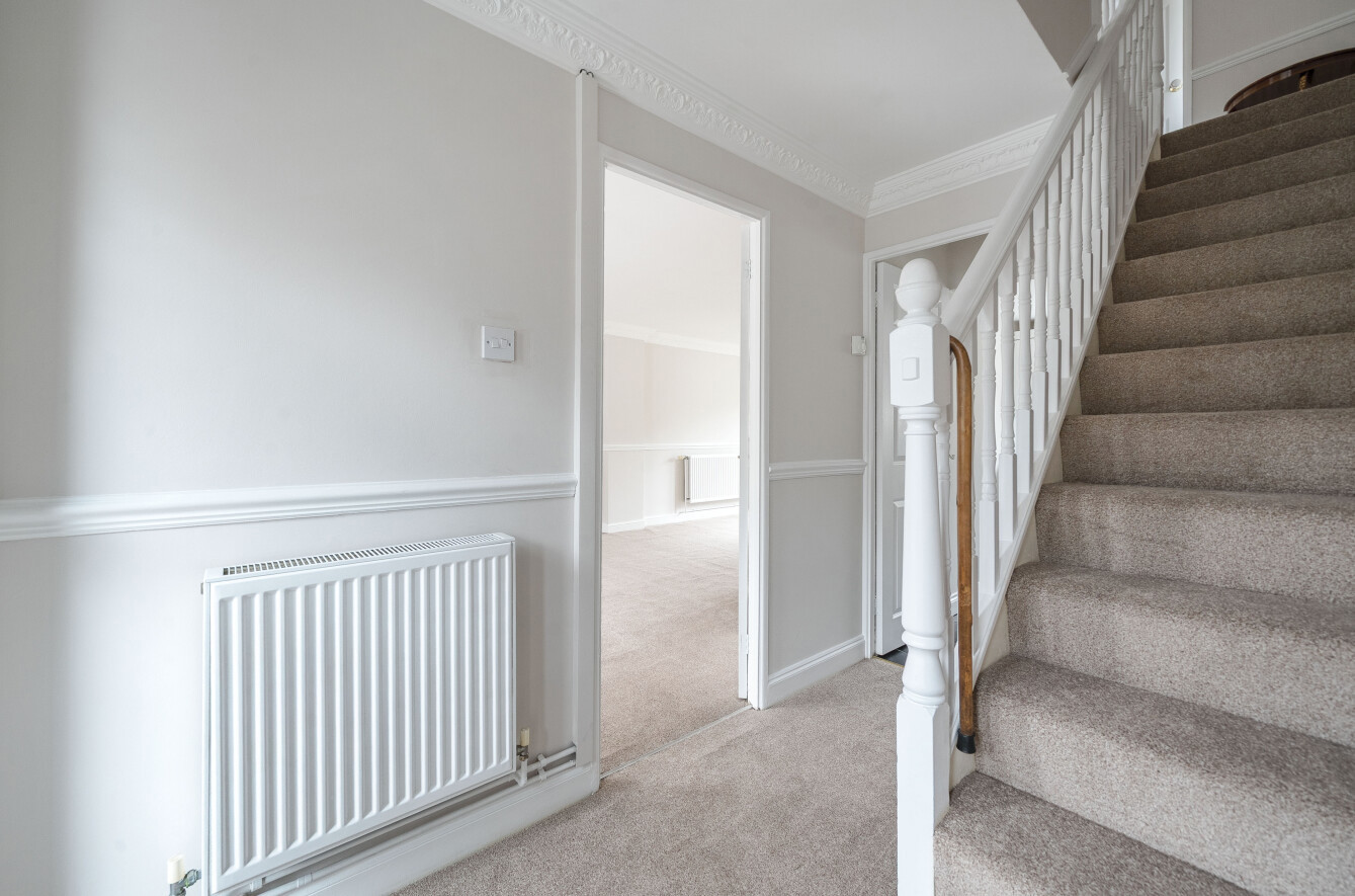 Dale Valley Road, Shirley, Southampton, Hampshire, SO16 Dale Valley Road, Shirley, Southampton, Hampshire, SO16 - Charters