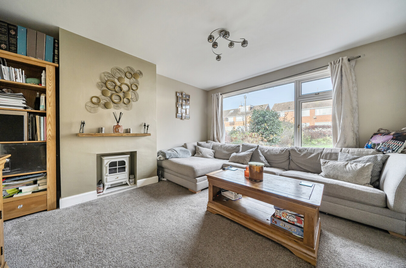 Crabwood Close, Maybush, Southampton, Hampshire, SO16 Crabwood Close, Maybush, Southampton, Hampshire, SO16 - Charters