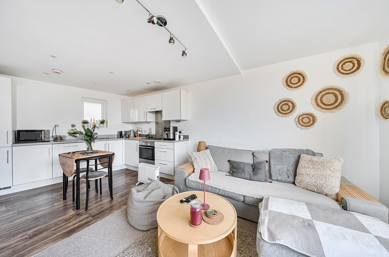 College Street, Southampton, Hampshire, SO14 - Charters