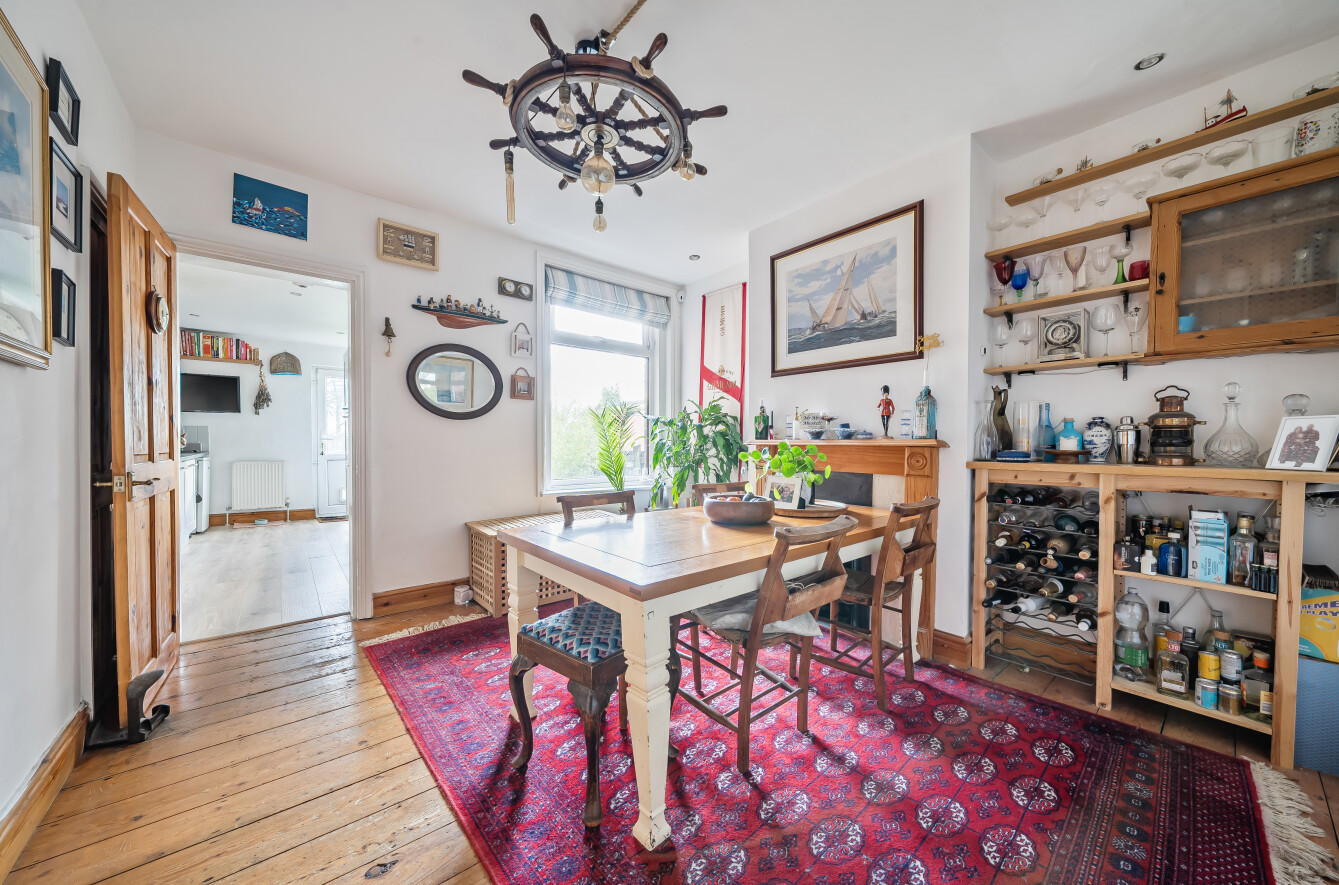 Ampthill Road, Freemantle, Southampton, Hampshire, SO15