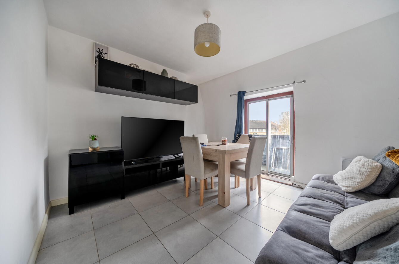 Canute Road, Southampton, Hampshire, SO14