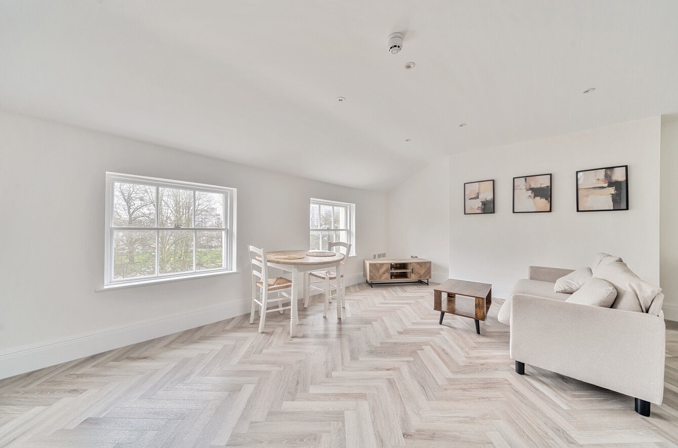 Cumberland Place, Southampton, Hampshire, SO15 - Charters