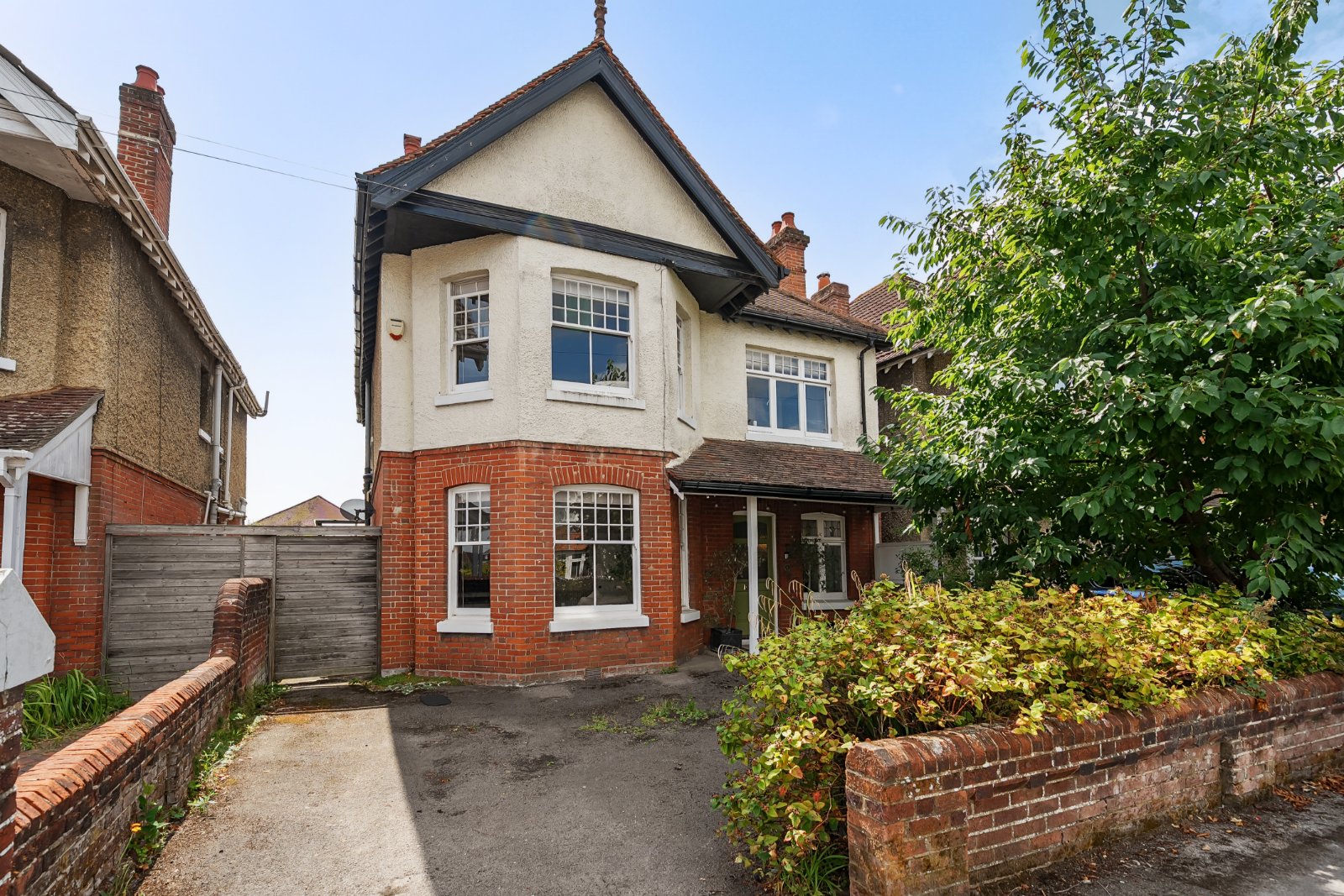 Upper Shirley Avenue, Upper Shirley, Southampton, Hampshire, SO15 - Charters