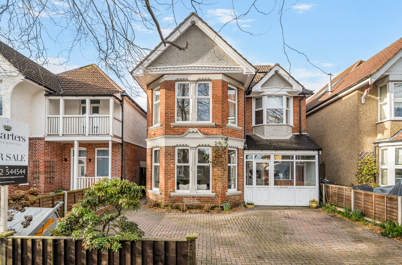 Shirley Avenue, Upper Shirley, Southampton, Hampshire, SO15 - Charters