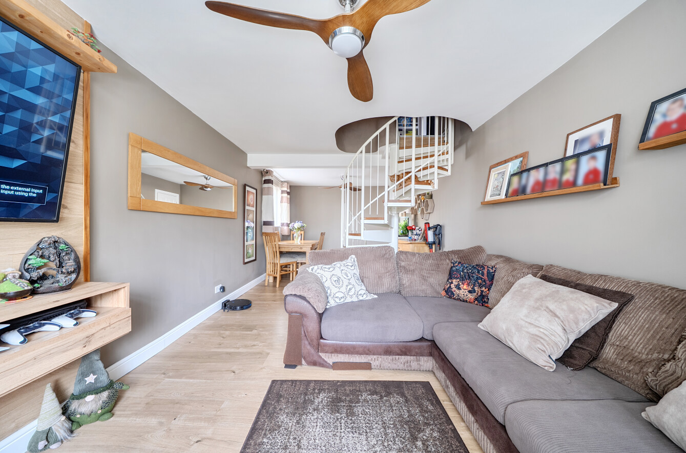 Springford Road, Lordswood, Southampton, Hampshire, SO16 - Charters