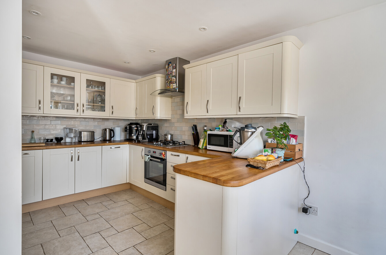 Lingwood Walk, Bassett, Southampton, Hampshire, SO16