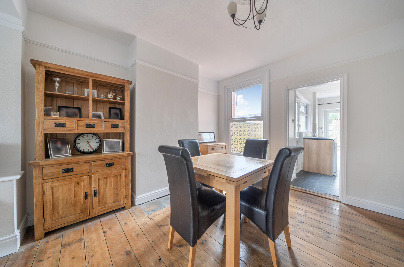 Ampthill Road, Shirley, Southampton, Hampshire, SO15