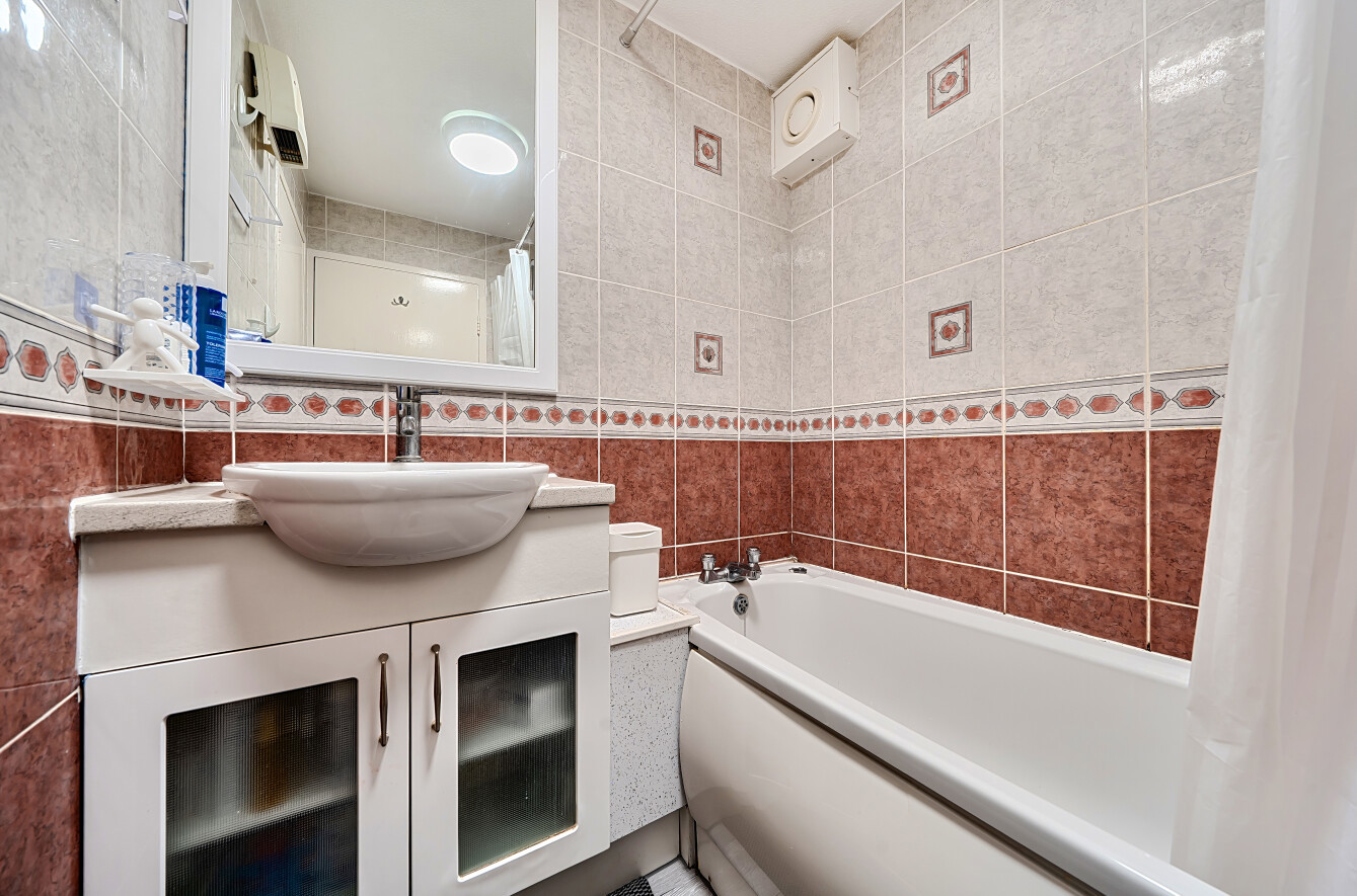 Castle Way, Southampton, Hampshire, SO14 - Charters