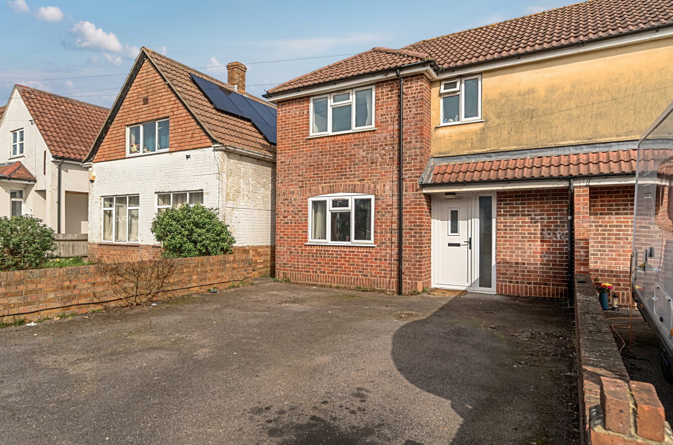 Langhorn Road, Swaythling, Southampton, Hampshire, SO16 - Charters