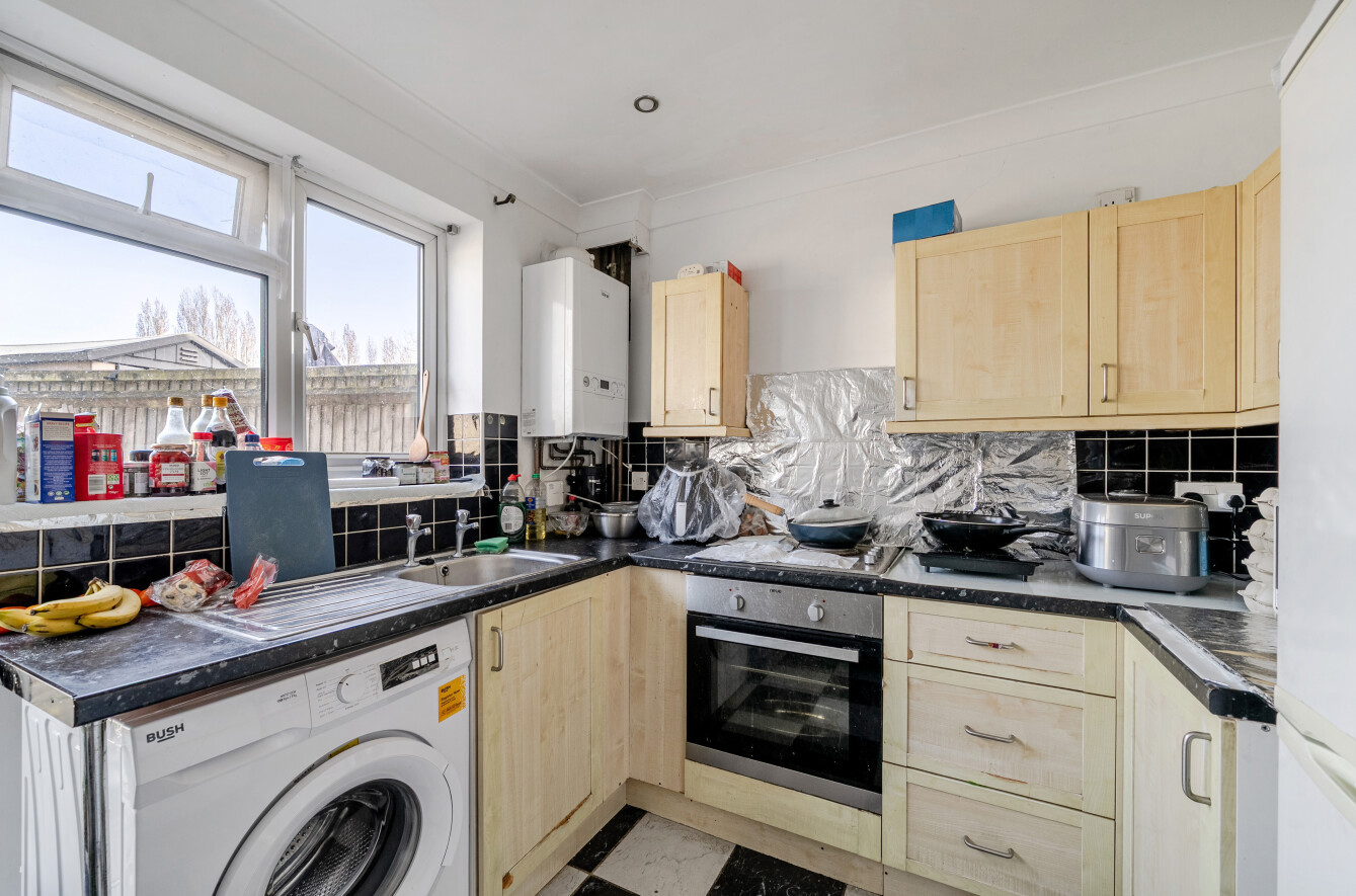 Langhorn Road, Swaythling, Southampton, Hampshire, SO16 - Charters