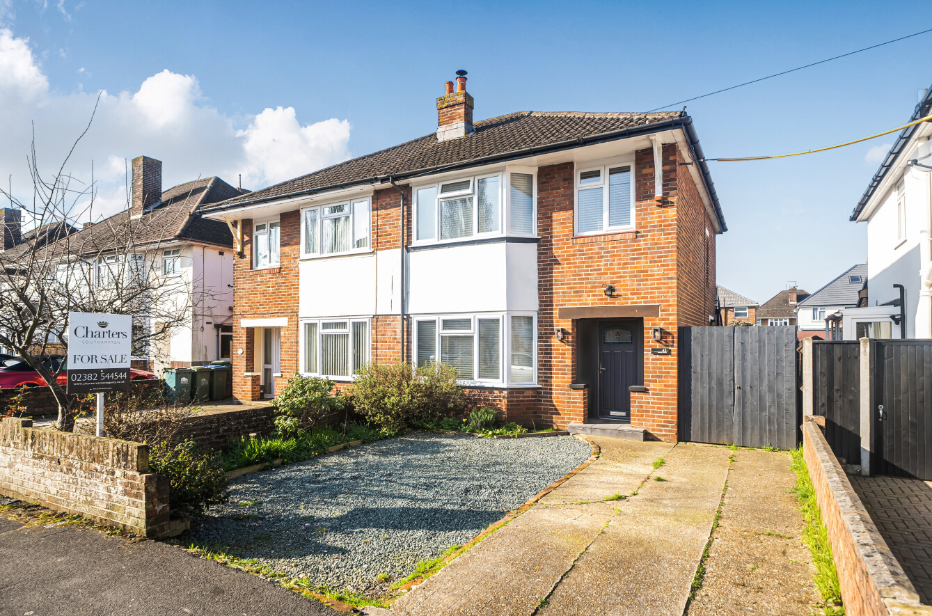 Parkside Avenue, Millbrook, Southampton, Hampshire, SO16