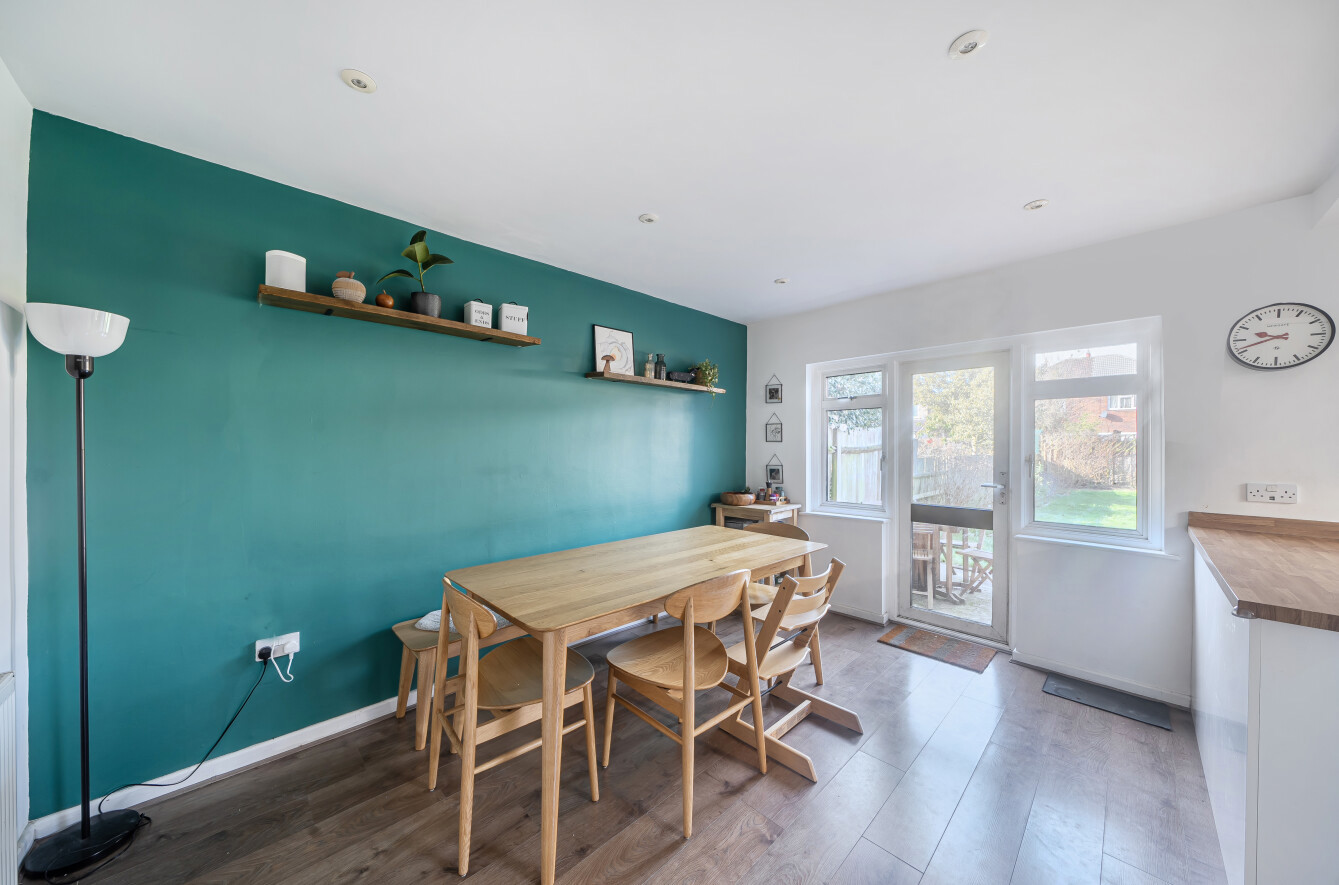 Parkside  Avenue, Millbrook, Southampton, Hampshire, SO16