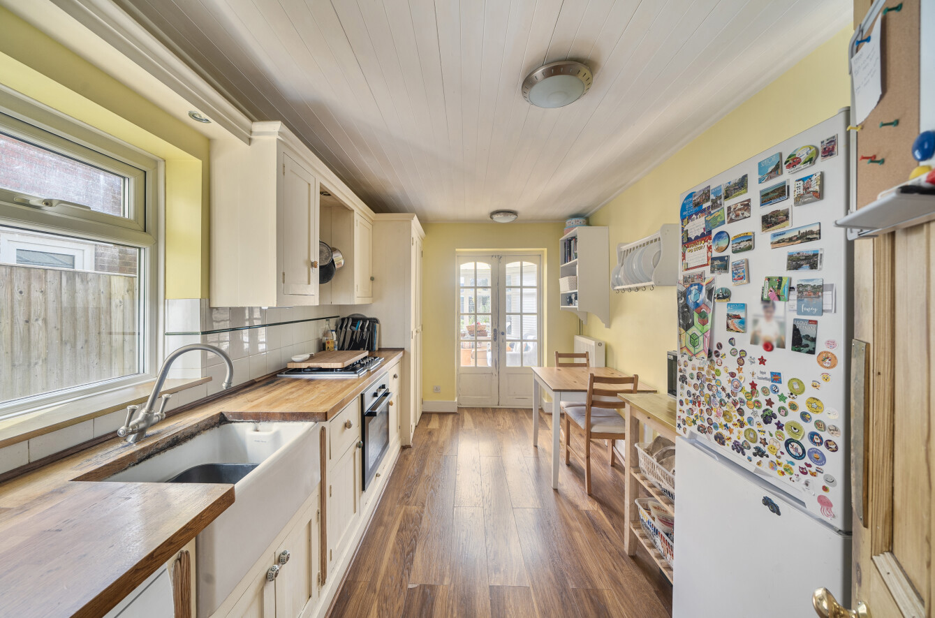 Kingsley Road, Shirley, Southampton, Hampshire, SO15 - Charters