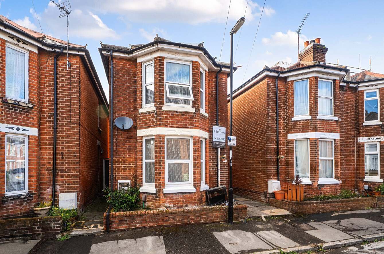 Harold Road, Shirley, Southampton, Hampshire, SO15 - Charters