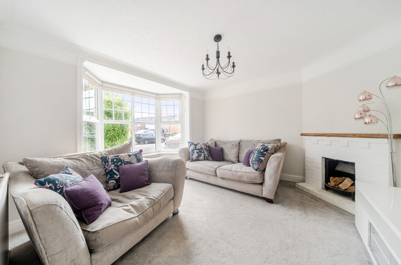 Westfield Road, Regents Park, Southampton, Hampshire, SO15 - Charters