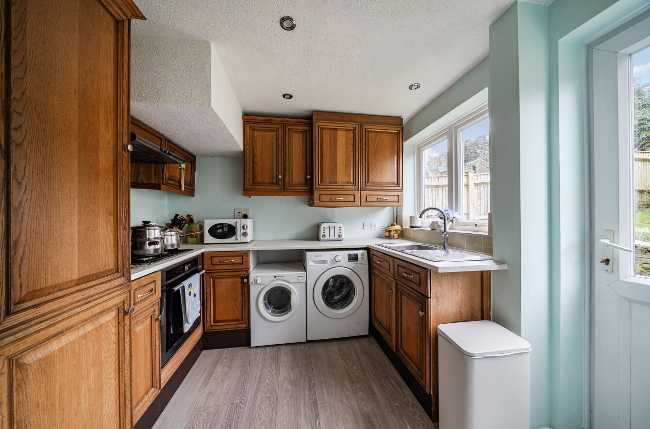 Oakwood Drive, Lordswood, Southampton, Hampshire, SO16