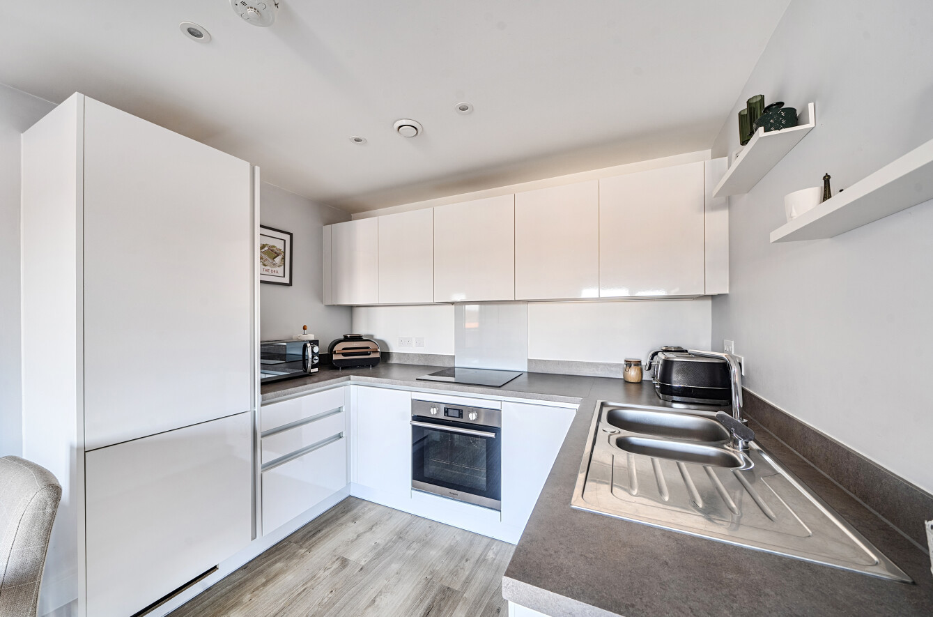 Meridian Way, Southampton, Hampshire, SO14 Meridian Way, Southampton, Hampshire, SO14 - Charters