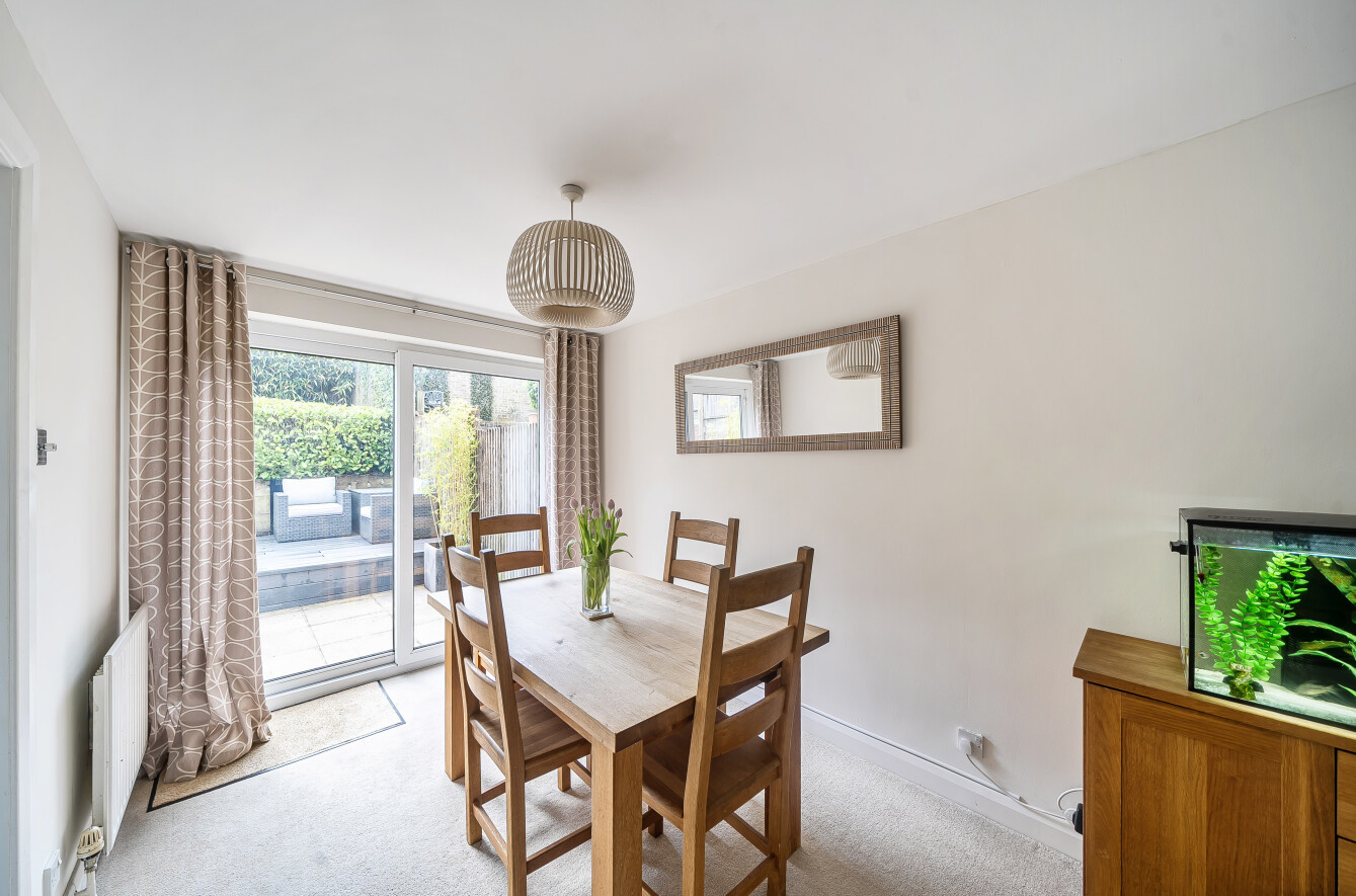 Oakwood Drive, Lordswood, Southampton, Hampshire, SO16 - Charters