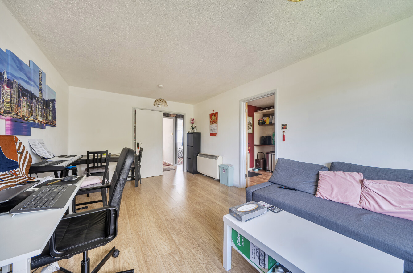 Adelaide Road, St Denys, Southampton, Hampshire, SO17 - Charters