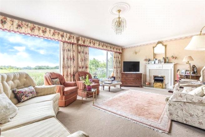 Trafalgar Way, Stockbridge, Hampshire, SO20