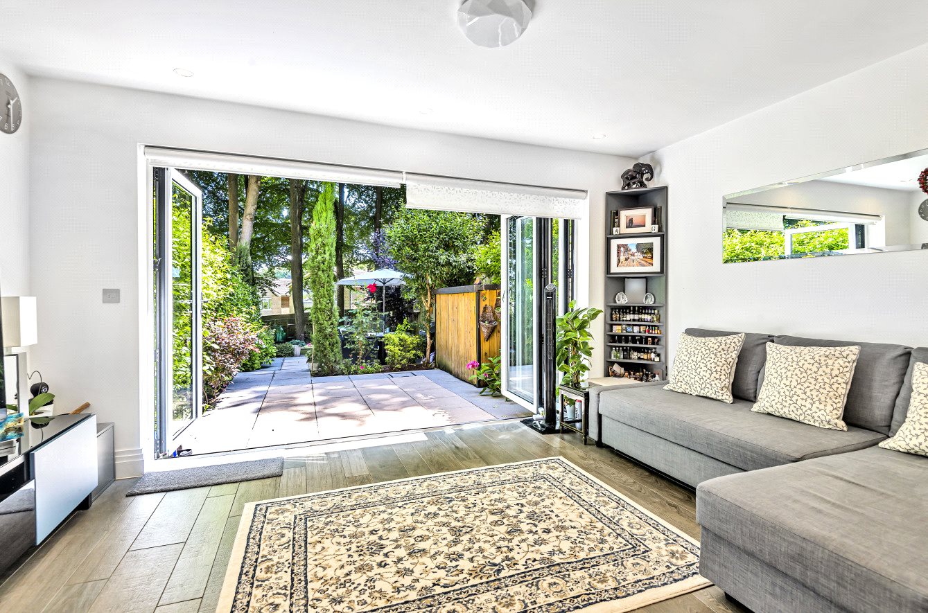 Chilbolton Avenue, Winchester, Hampshire, SO22 - Charters