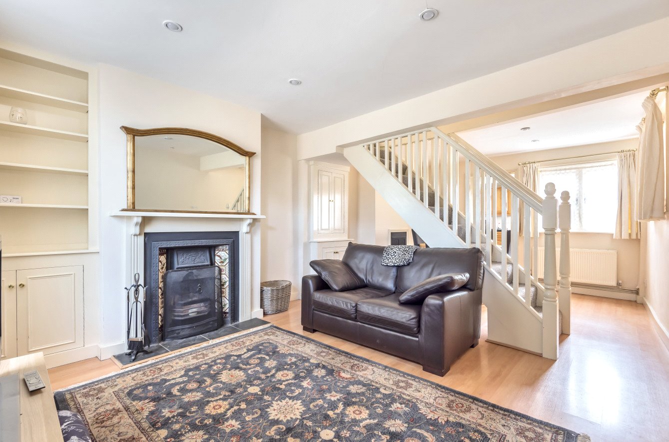 Kingsgate Road, Winchester, Hampshire, SO23 - Charters