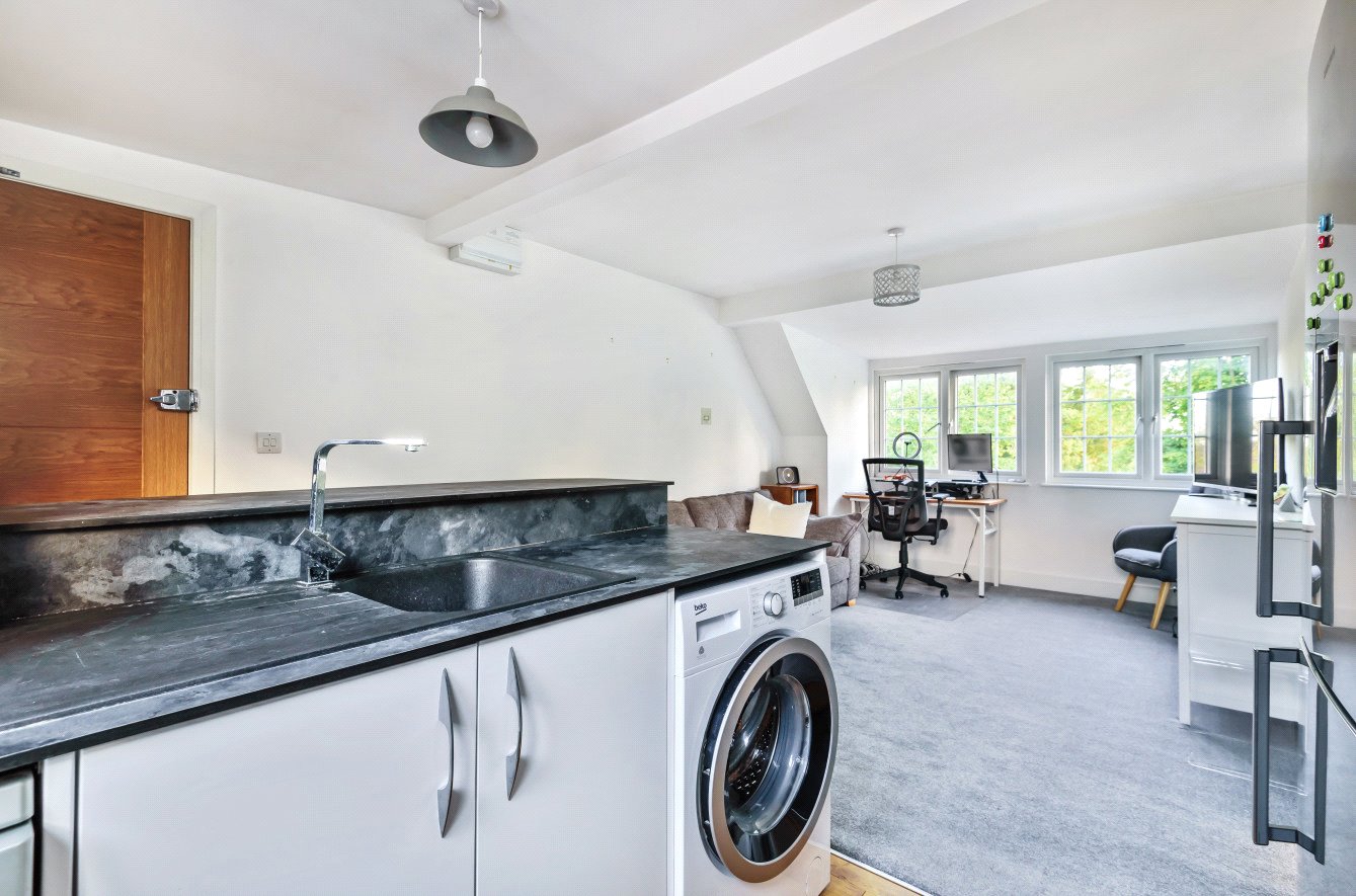 Southdown Road, Shawford, Winchester, Hampshire, SO21 - Charters