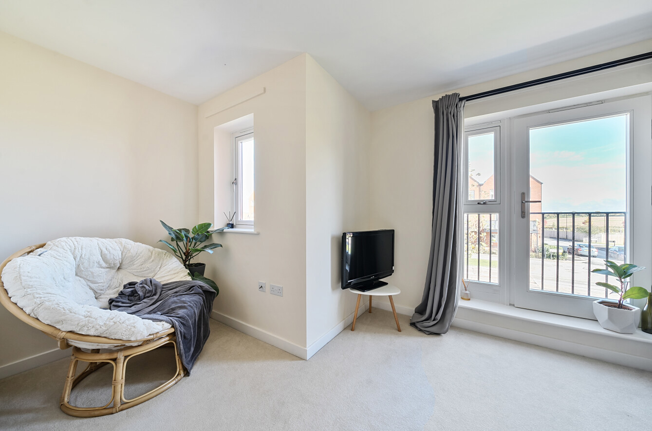 Chisslands Drive, Winchester, Hampshire, SO22 - Charters