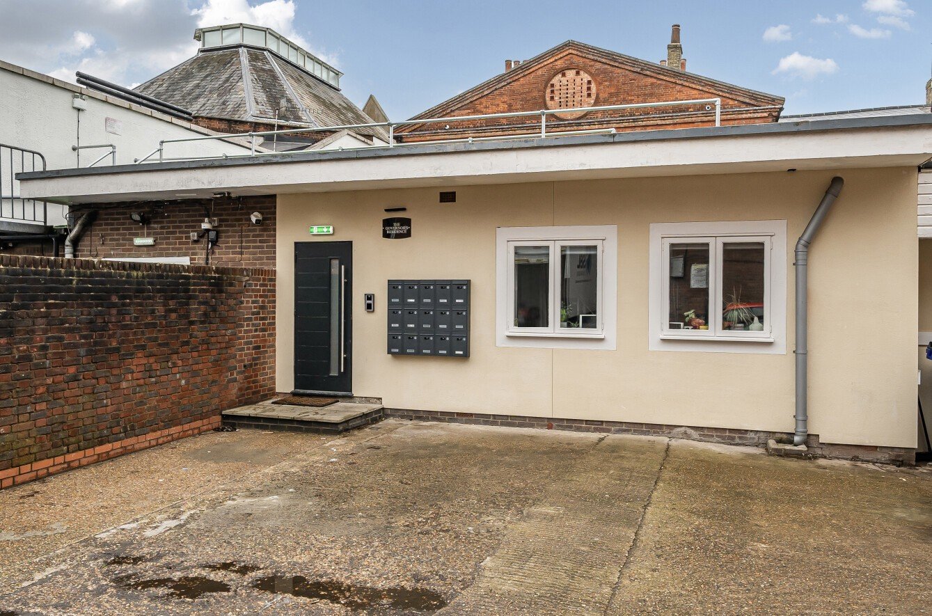 Staple Gardens, Winchester, Hampshire, SO23