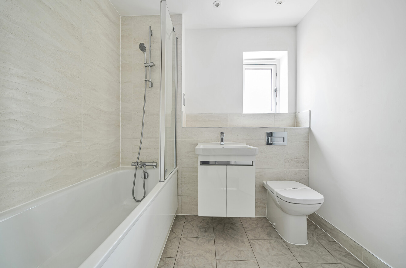 Fullers Mill Way, Winchester, Hampshire, SO22
