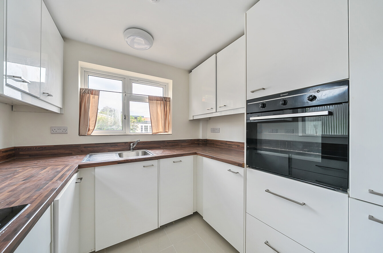 Cripstead Lane, Winchester, Hampshire, SO23 - Charters