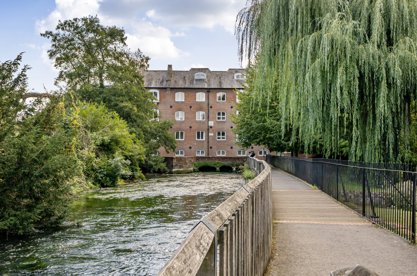 Wharf Hill, Winchester, SO23 - Charters