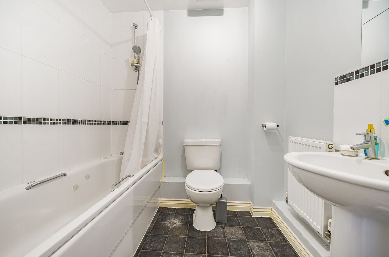 Ashbourne Court, Winton Close, Winchester, Hampshire, SO22