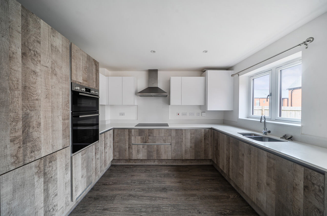 Fishwicke Road, Winchester, Hampshire, SO22 - Charters