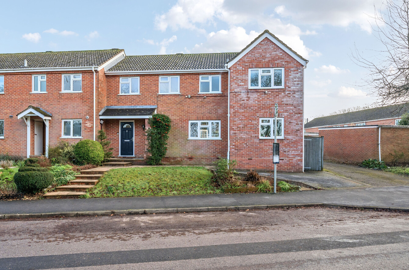 Tees Farm Road, Colden Common, Winchester, Hampshire, SO21