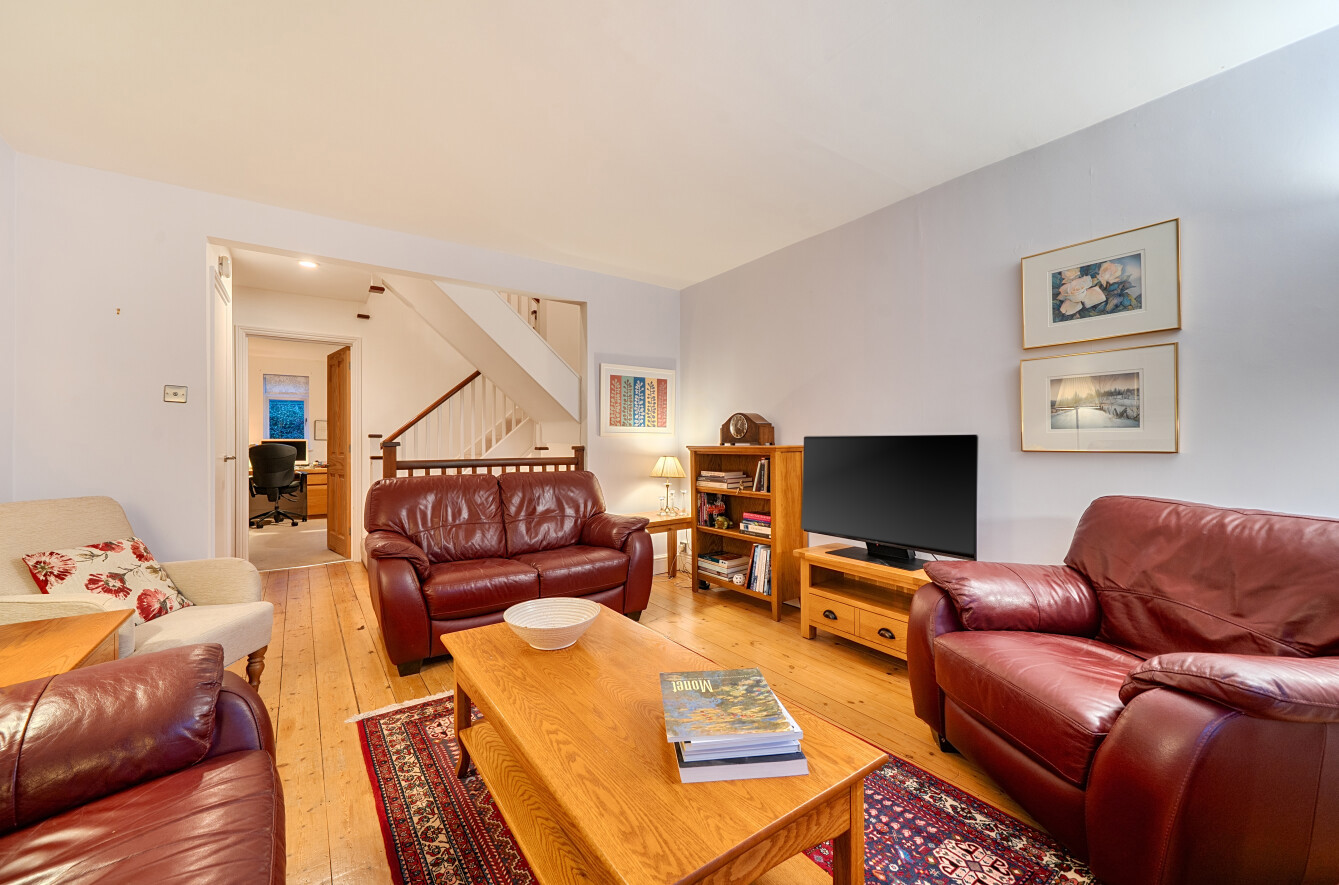 Hyde Church Path, Winchester, Hampshire, SO23