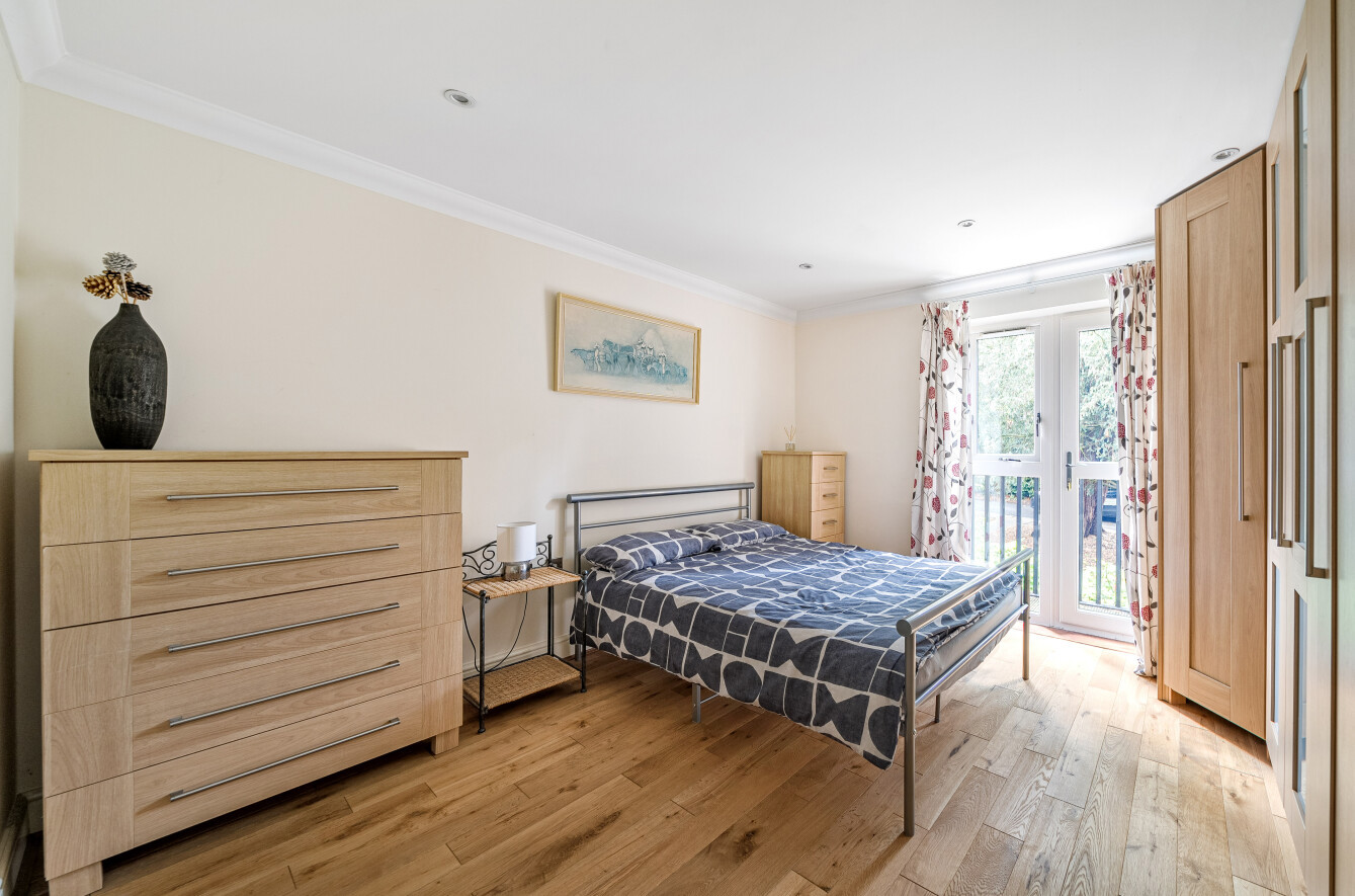 St. Cross Road, Winchester, Hampshire, SO23