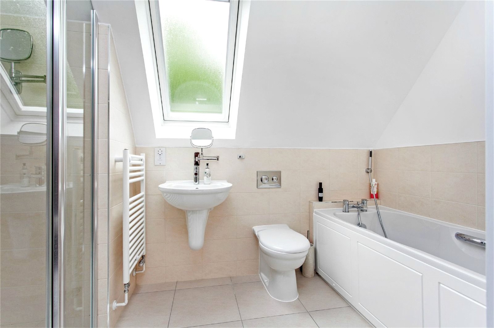 Sarum Road, Winchester, Hampshire, SO22