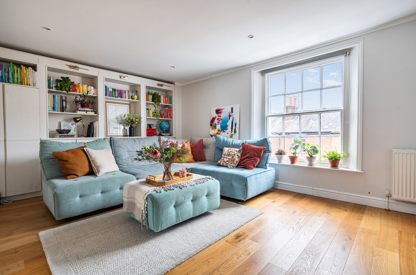 Upper High Street, Winchester, Hampshire, SO23