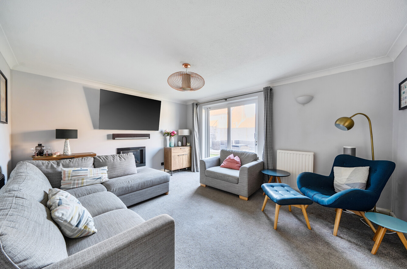 Long Barrow Close, South Wonston, Winchester, Hampshire, SO21