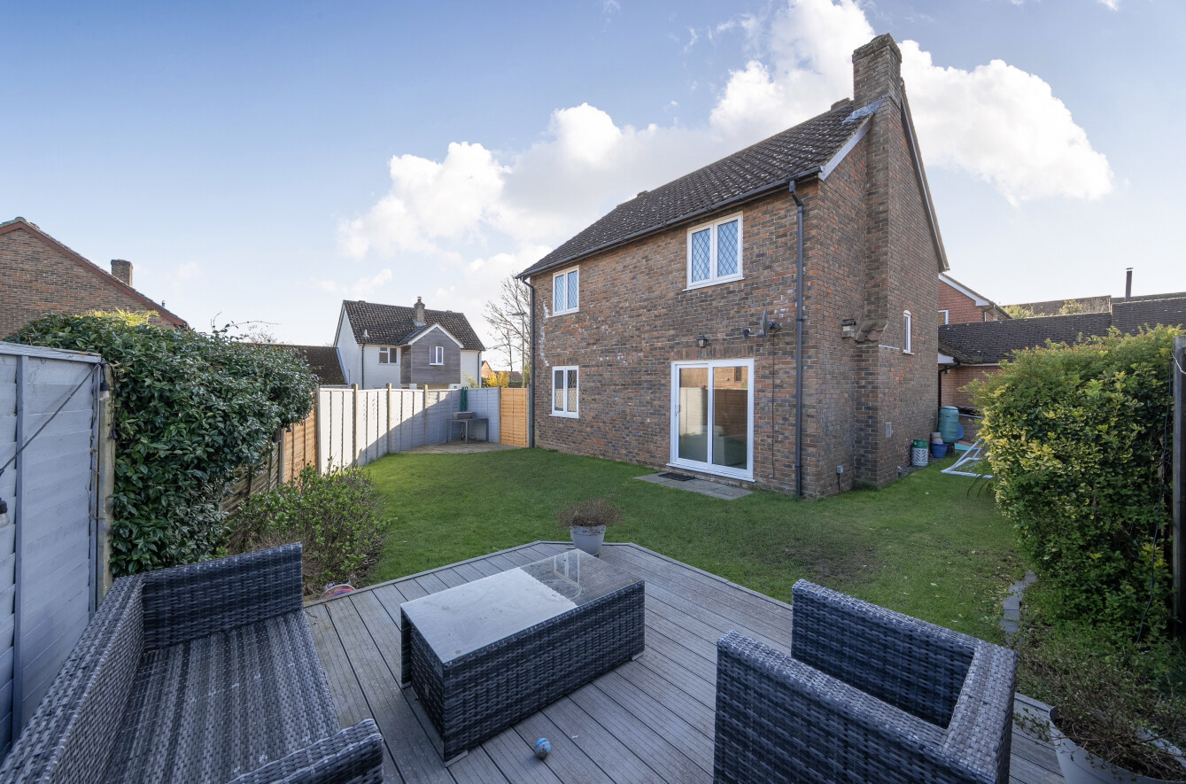 Long Barrow Close, South Wonston, Winchester, Hampshire, SO21